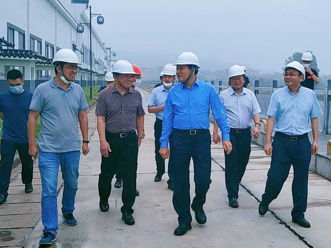 1595310962544614.jpg 52603.jpg